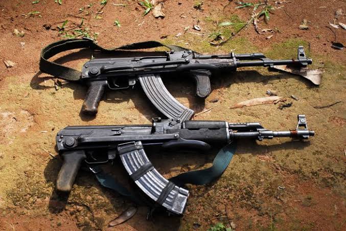 Sojoji sun kama ‘yan bindiga 2, sun kwato bindigu AK-47 guda 6 a Katsina