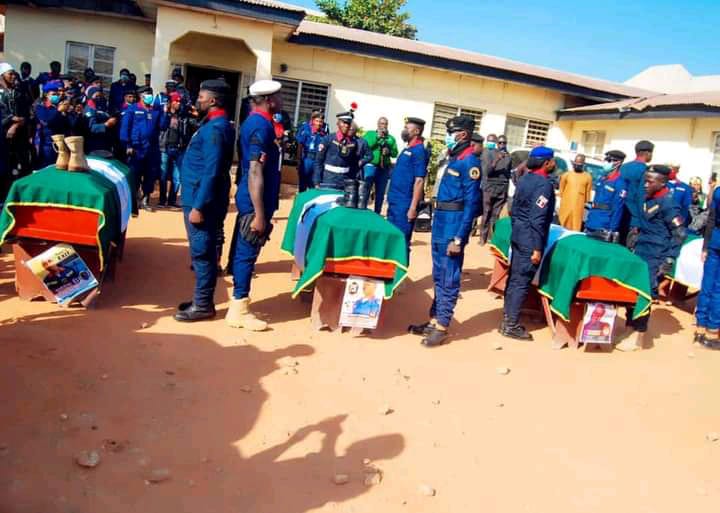 NSCDC ta yi bankwana da jami’anta 7 da ‘yan bindiga suka kashe a Kaduna