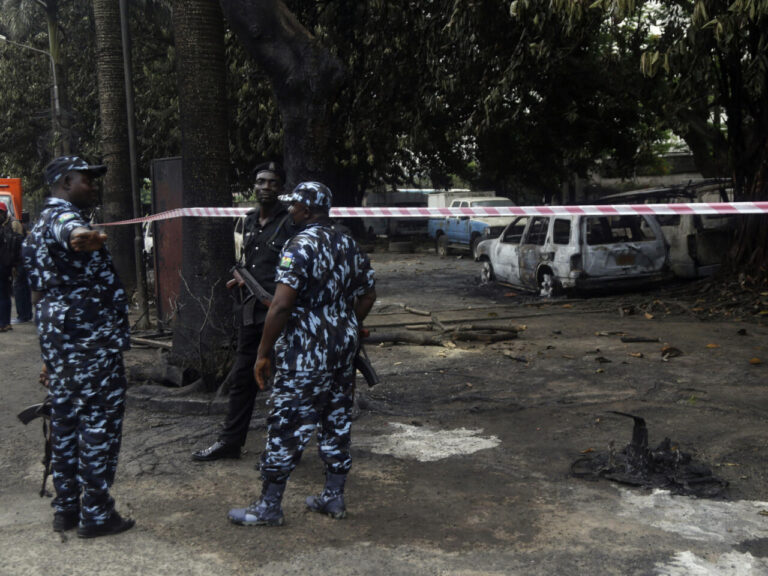 ‘Yan bindiga sun tashi bom a shalkwatar karamar hukumar Ihiala a Anambra