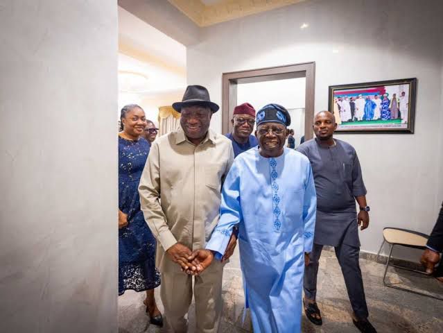 Tinubu ya gana da Jonathan da wakilan ECOWAS a Abuja