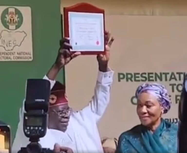 DA DUMI-DUMI: Osinbajo ya halarci taron bawa zababban shugaban kasa takardar shedar lashe zabe