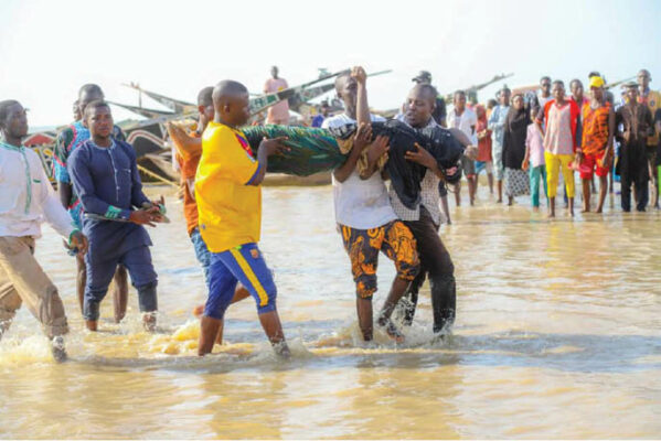 Fiye da mutane 200 sun nutse a hatsarin jirgin ruwan a Niger