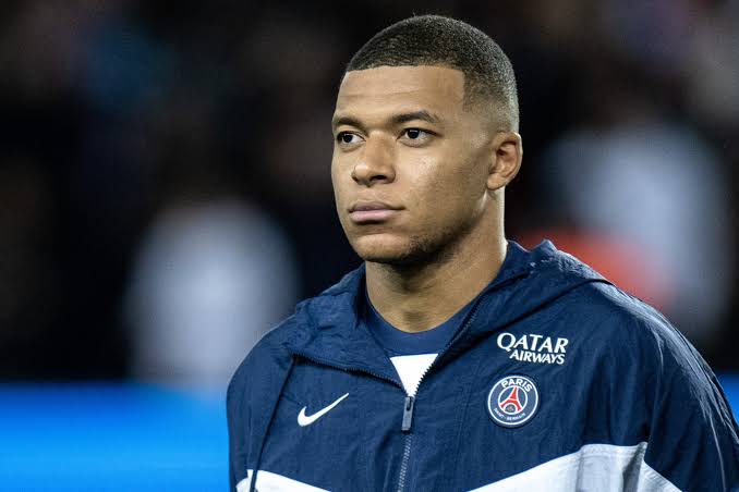 Mbappe zai zauna a PSG har 2024