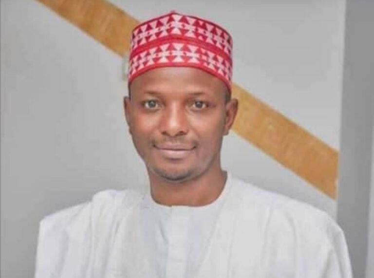 Abba Gida-Gida ya nada dan Kwankwaso kwamishina 