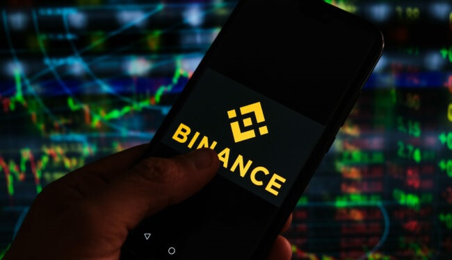 Kotu ta dage shari’ar ma’aikatan Binance a Najeriya