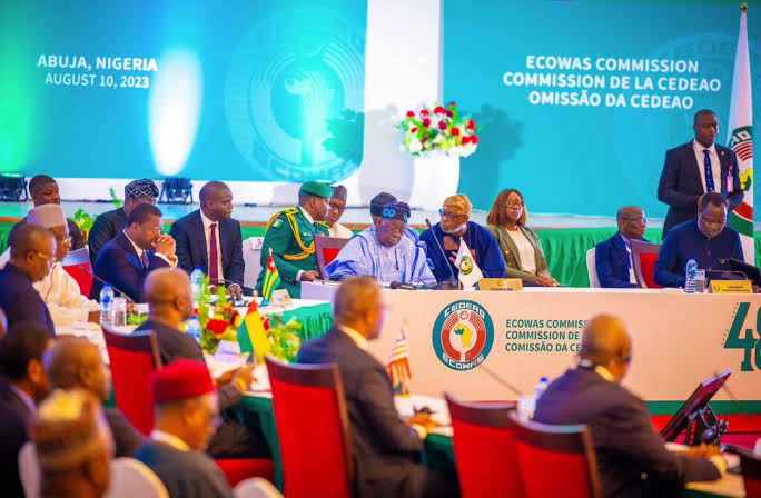 ECOWAS ta ware dala miliyan 25 don yaki da ta’addanci a Najeriya da Nijar