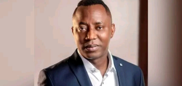 Ɓarayi ne a cikin haɗakar jam’iyyun da zasu yaƙi Tinubu—Sowore