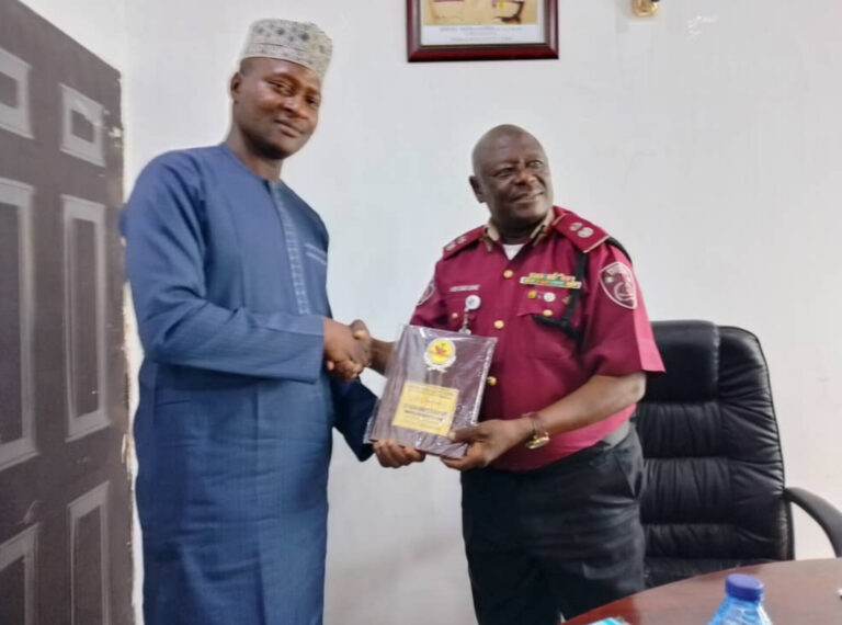Ƴan jaridu na taimakawa wajen kiyaye afkuwar haɗura—FRSC