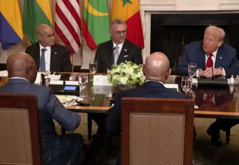 Trump yayi mamakin yadda shugaban Liberia ya iya Turanci sosai 