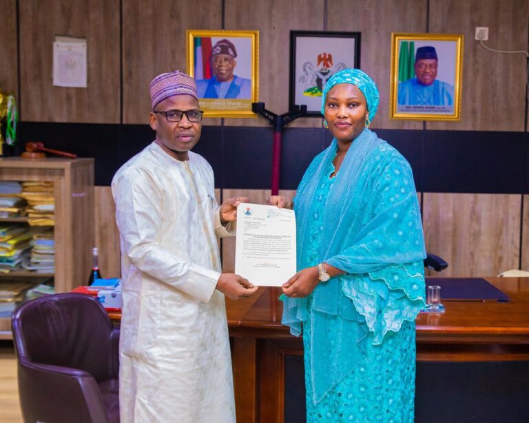 Tinubu bawa Ummasalma Isiyaka Rabiu muƙami a hukumar  FCCPC