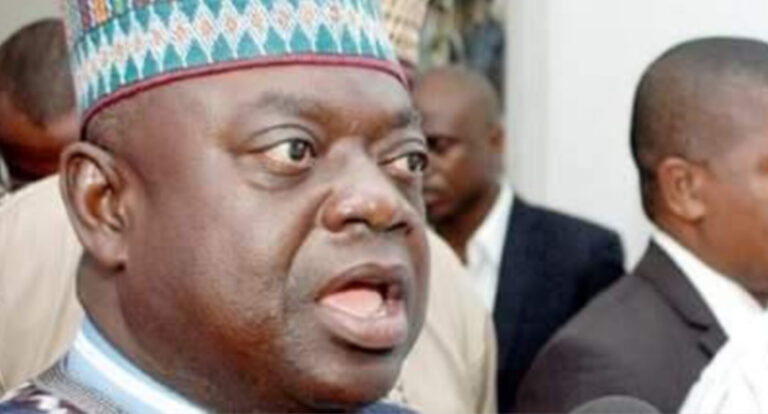 A Baiwa Tinubu Damar Kammala Shekaru Takwas Kamar Buhari–Babangida Aliyu
