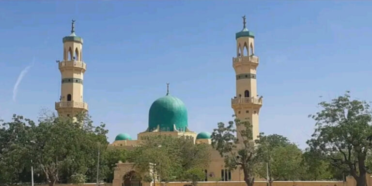 Gwamnatin Kano zata gyara babban masallacin Juma’a da makarantar GTC 