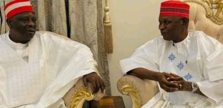 Allah Ya kare ni daga masu neman raba ni da Kwankwaso–Abba