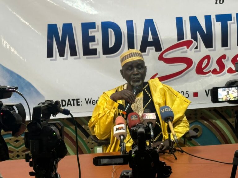 Malam Ibrahim Shekarau ya nemi yafiyar mutanen da ya taɓa yiwa laifi a tsawon rayuwar sa 