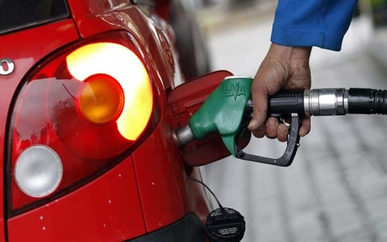 price-watch-consumers-paid-more-for-diesel-and-less-for-petrol-in-december