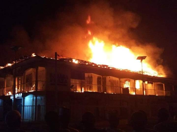 Midnight fire destroys shops in Kano market