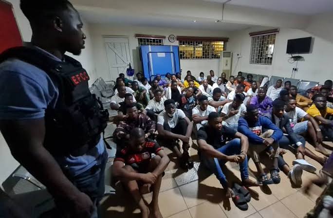 EFCC arrests 60 suspected ‘Yahoo boys’ in Ogun