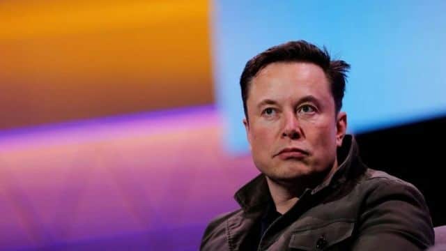 Elon Musk devalues Twitter, says platform on verge of bankruptcy