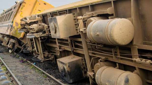 One reported dead as Lagos-Kano train derails in Kaduna