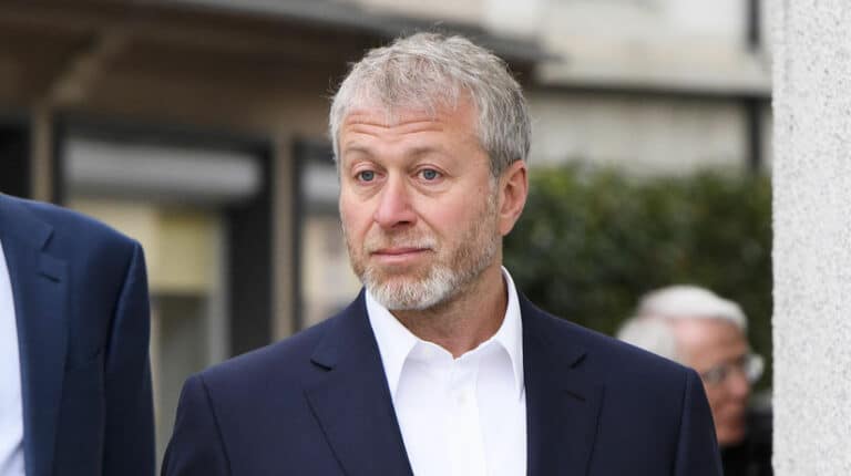 Russia-Ukraine: Abramovich to sell Chelsea