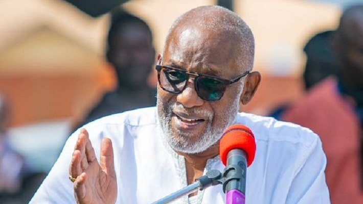 Gov. Akeredolu loses mother