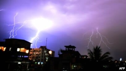 Lightning strikes, kill 21 people in eastern India