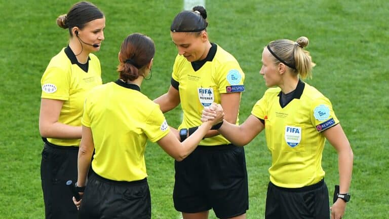 Spanish female referees end strike after demands were met