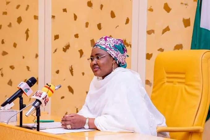 Aisha Buhari apologizes to Nigerians over economic hardship