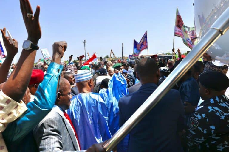 Mammoth crowd elates Atiku as he visits Gombe