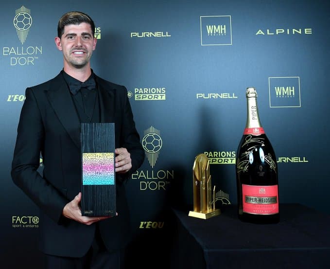 Courtois claims Yachine Trophy as world’s best goalkeeper