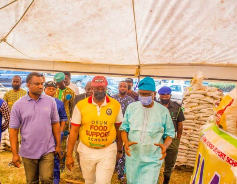 Osun govt distributes free food to 30,000 vulnerable households