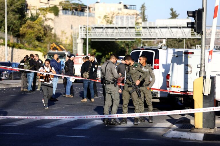 Twin blasts kill one in Jerusalem