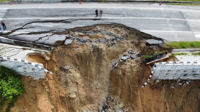 Cameroon’s landslide death toll rises to 15