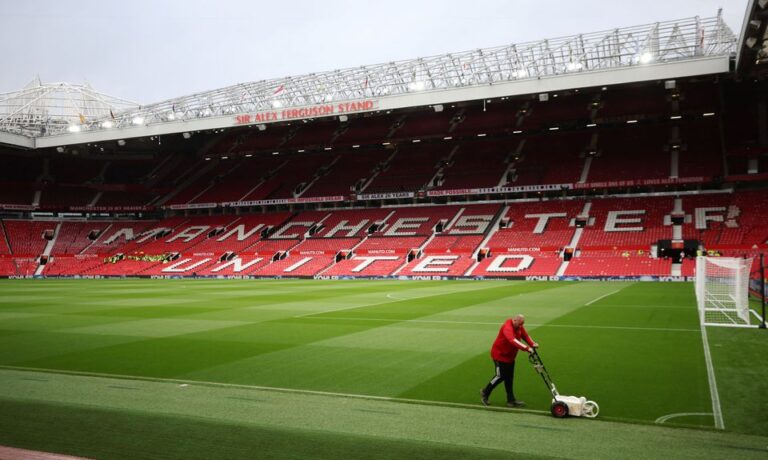 Glazer family considers selling Manchester United