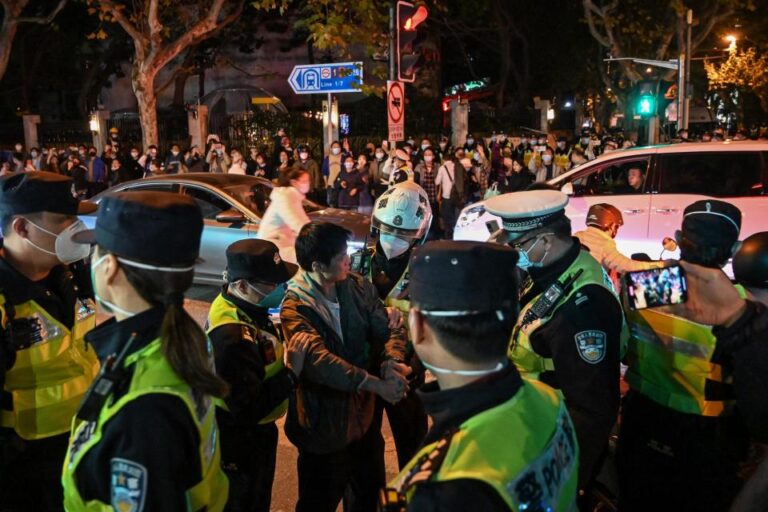 Protesters clash with police in Guangzhou