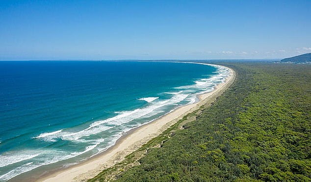 Man drowns trying to rescue daughter in Australia