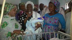 Kwara governor’s wife presents gifts to babies of the year