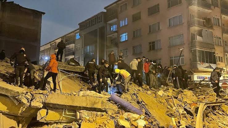 Death toll In Turkey, Syria quake hits over 2, 600