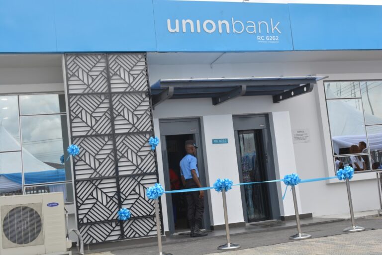 Bank workers threaten to shut down over attacks