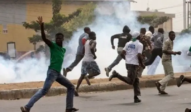 Political thugs set court ablaze in Ebonyi