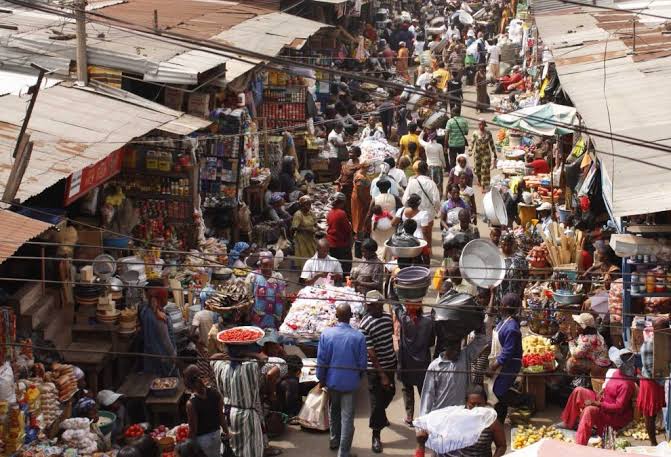 Fire razes 19 shops in Kano market