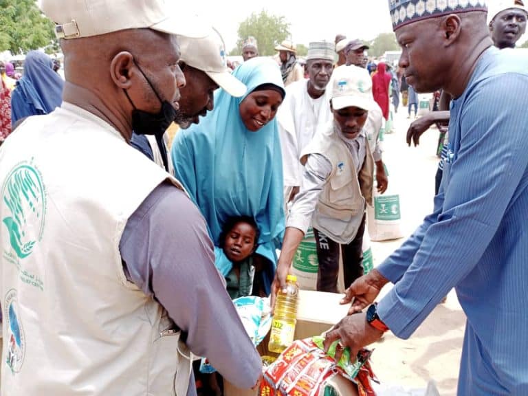 Ramadan: Saudi distributes food items to IDPs 5,300 in Borno