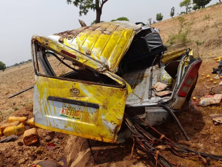 FRSC recovers over N5m, 10 phones at accident scene