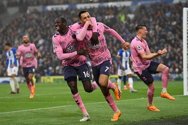 Everton stun Brighton to move out of relegation zone