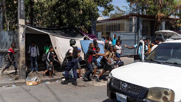 US Embassy staff ordered to leave Haiti