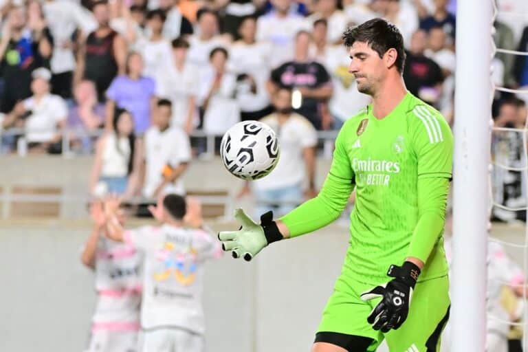 Madrid in dilemma as Courtois suffers ACL injury