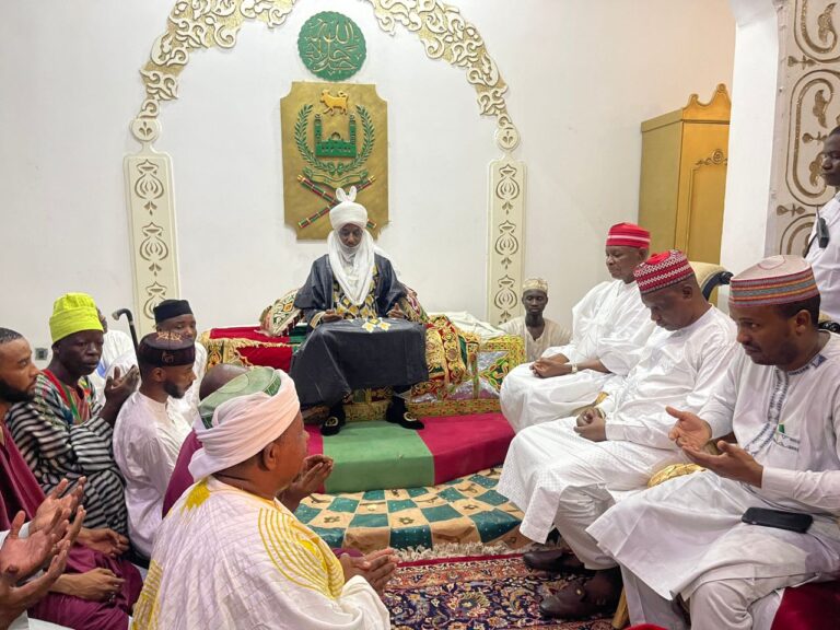 Emir Sanusi takes over Palace as 15th emir Bayero storms Kano