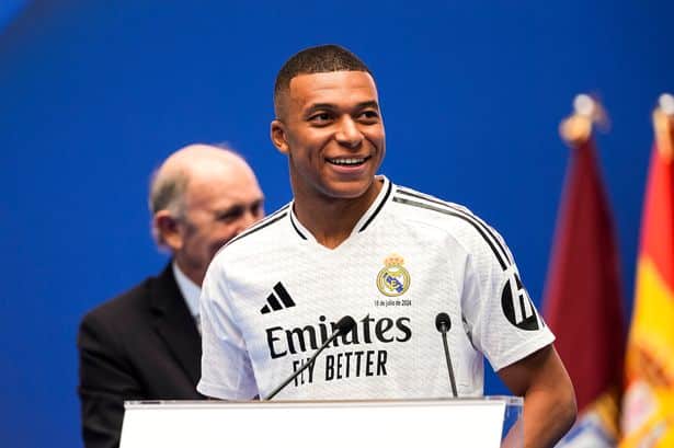 Kylian Mbappé Biography: Early life, Club career, International stardom, Achievements and accolades