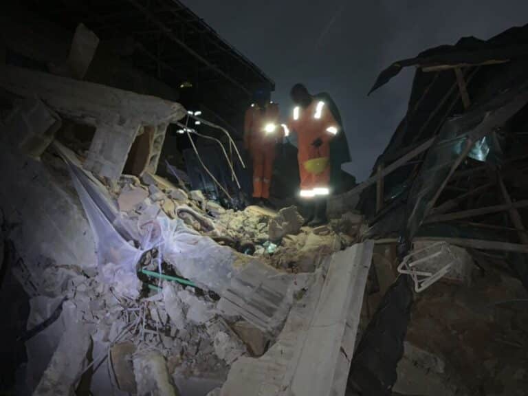 3 die in Lagos building collapse